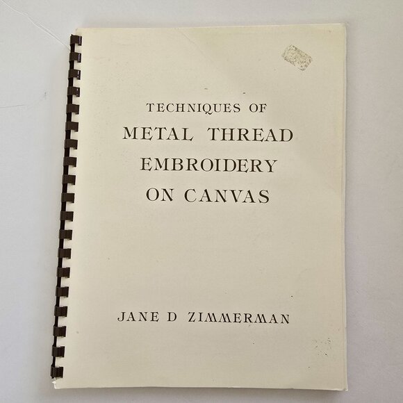 Techniques Of Metal Thread Embroidery On Canvas By Jane D. Zimmerman Signed - Picture 6 of 10